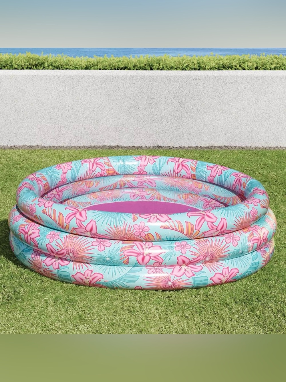 NIB Member's Mark Inflatable Tropical Pool, 5.5' Diameter - Picture 3 of 9